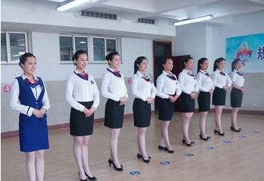 国内航空公司面试注意事项之东航、海航礼仪服务详解